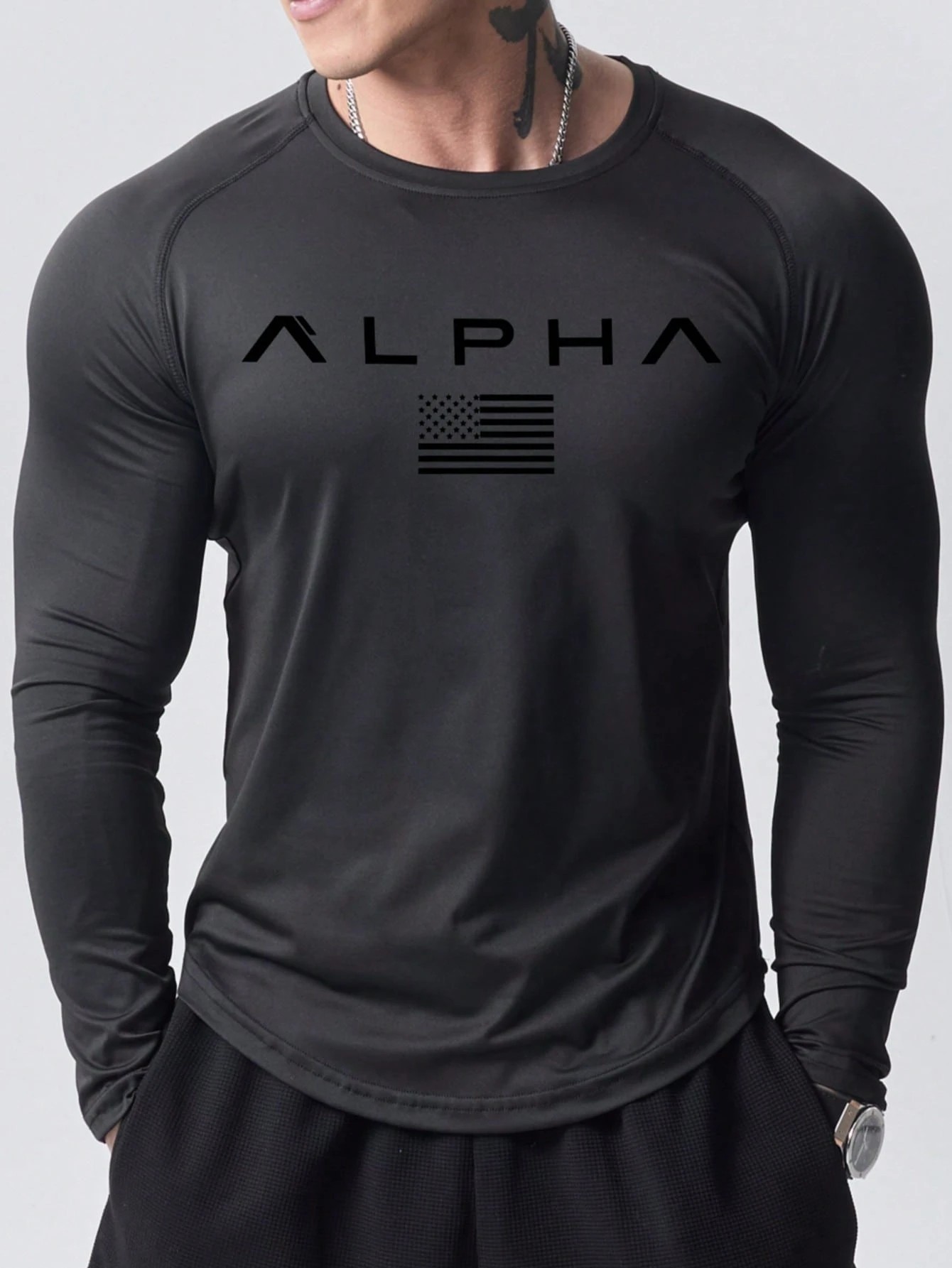 Street Fashion China - New men's long-sleeved T-shirt for Spring