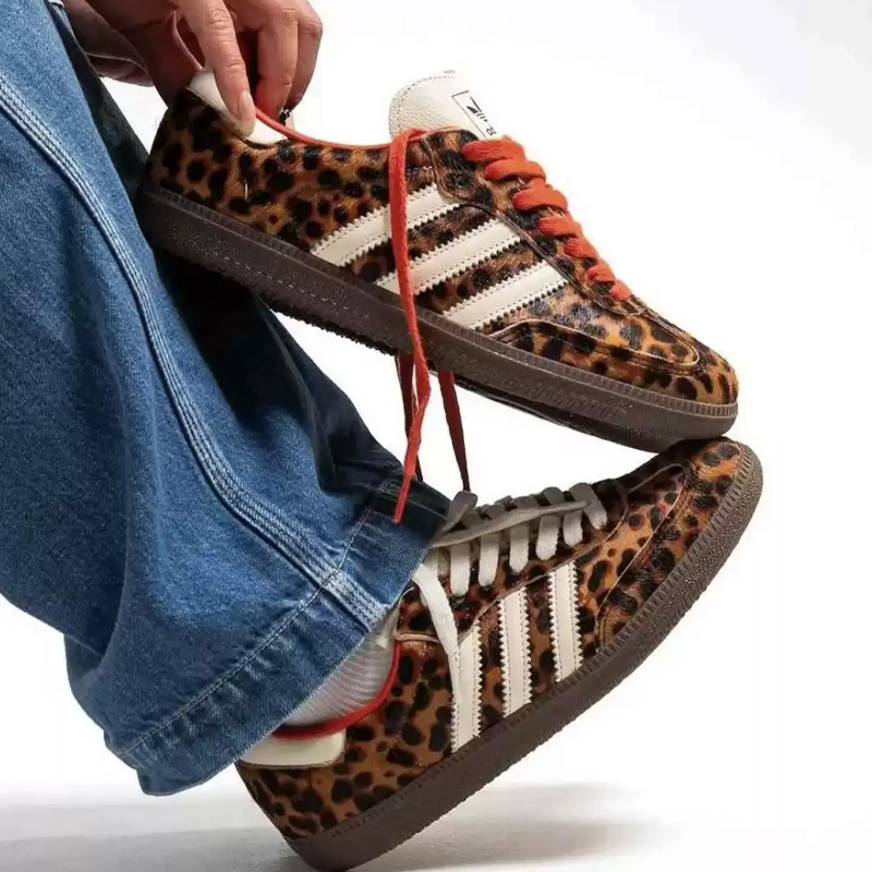 Adidas JI2734 Fashion Leopard  - đánh giá và giá Street Fashion Adidas