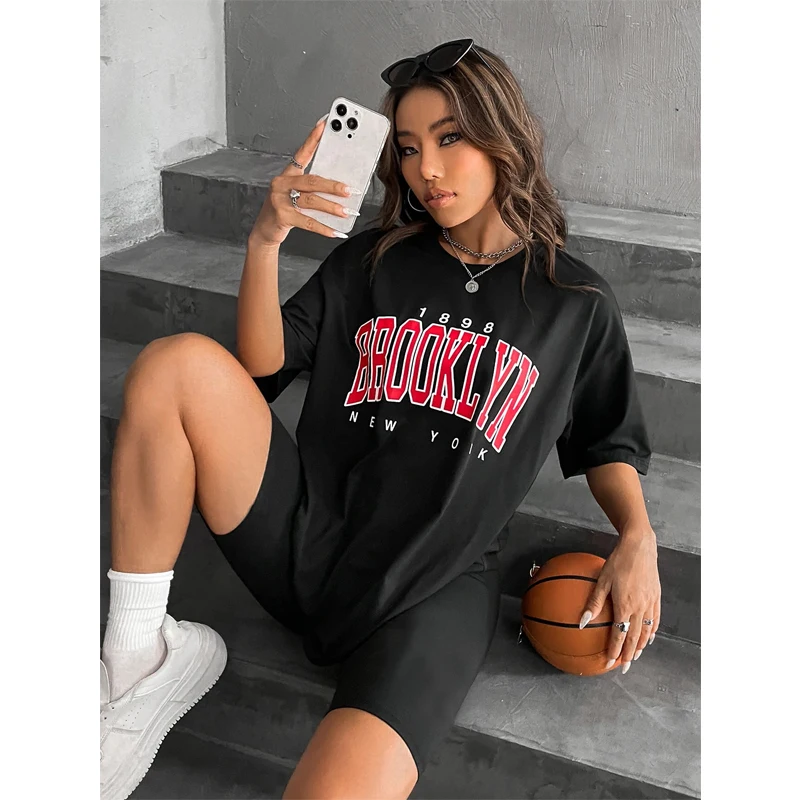 Fashion Vintage Womens T-Shirt - đánh giá và giá Street Fashion New York 2025